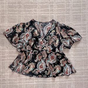 SHEIN • Curve Paisley Print Blouse